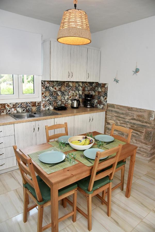 Kampos Family Garden Villa Batsíon Exterior foto